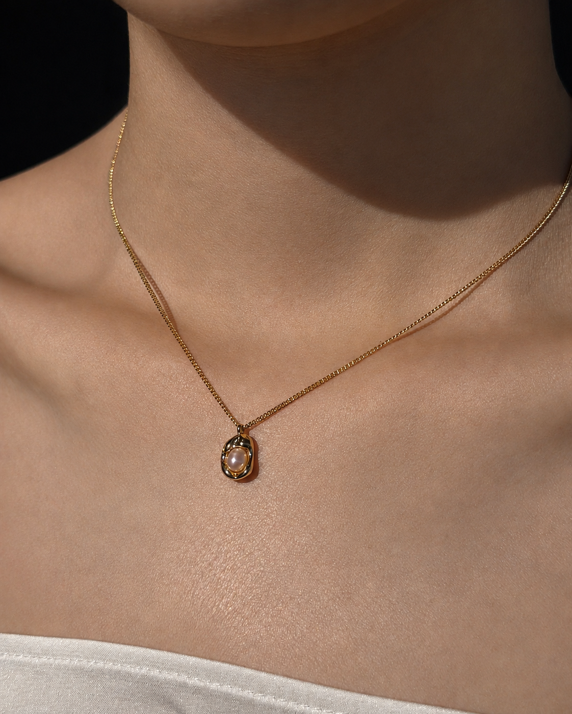 Oyster Pearl Necklace